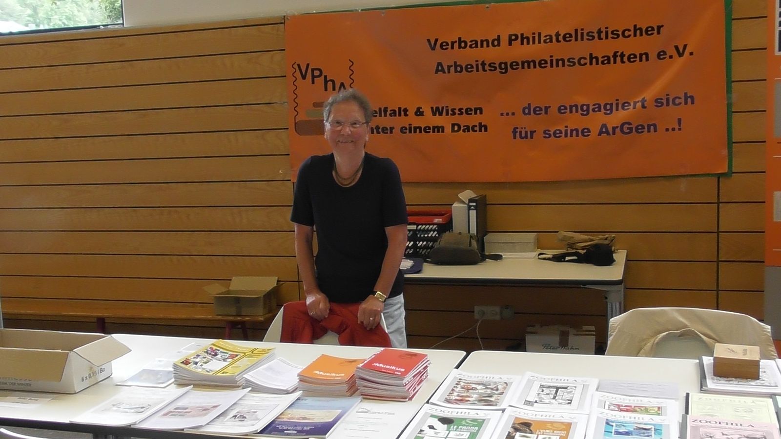 vpha-stand_04